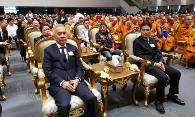 สุวัจน์ลิปตพัลลภ และผู้บริหารพรรคชพน.ร่วมสวดพระอภิธรรม พิธีพระราชทานศพครูใหญ่ (หลวงพ่อคูณ ปริสุทโธ) จ.ขอนแก่น