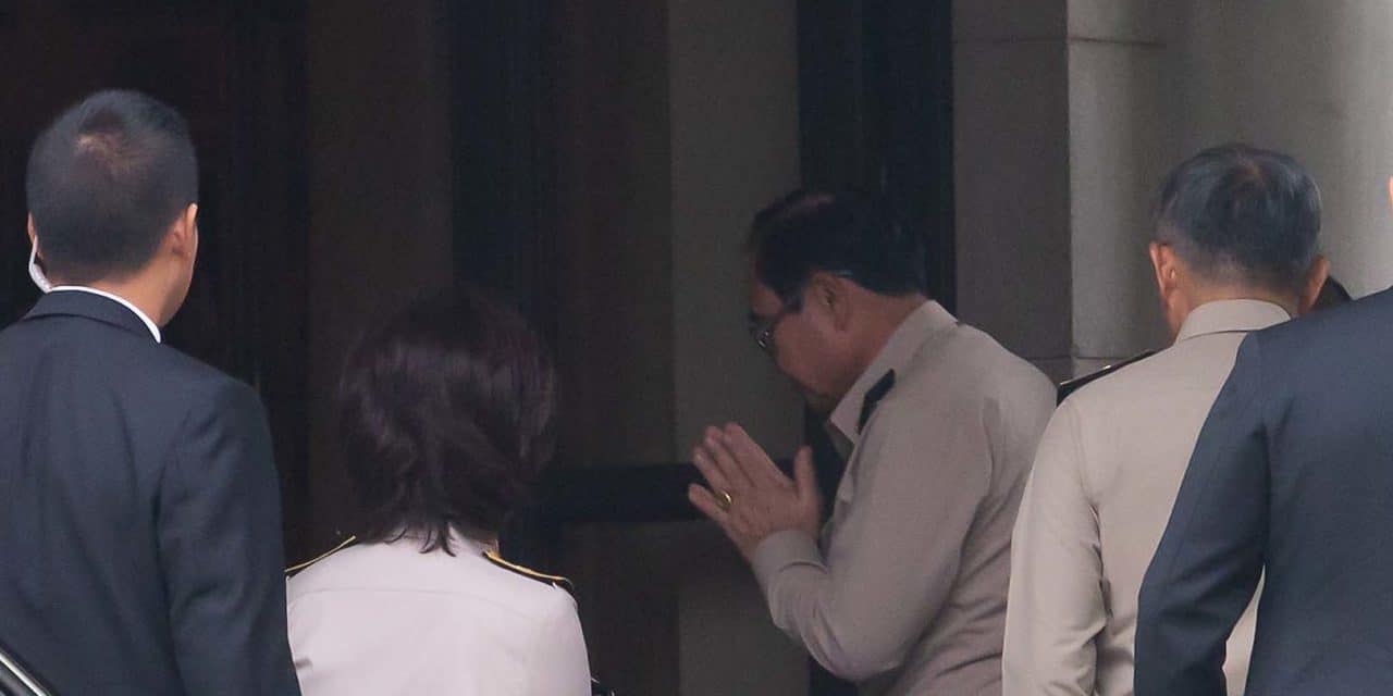 พล.อ.ประยุทธ์ จันทร์โอชา นายกรัฐมนตรี เดินทางเข้าทำเนียบในช่วงเช้าตามปกติ