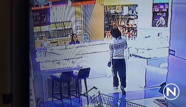 พรางตัวใส่วิกผม ชิงทรัพย์ร้านทอง