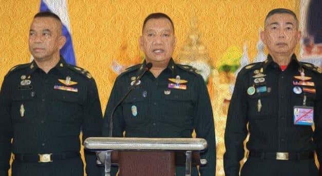 ผบ.เหล่าทัพ แถลง ปมริบ รางวัลศิษย์เก่าดีเด่น “ทักษิณ”