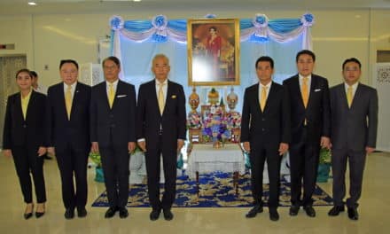 พรรคชาติพัฒนา ลงนามถวายพระพร สมเด็จพระนางเจ้าสิริกิติ์ พระบรมราชินีนาถ ในรัชกาลที่ 9 และพระองค์เจ้าโสมสวลี พระวรราชาทินัดดามาตุ ที่โรงพยาบาลจุฬาลงกรณ์