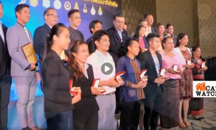 “ศูนย์แห่งความเป็นเลิศ (Excellence Center)” ยกระดับสินค้า พัฒนาการสร้างเครือข่ายเพื่อกระจายรายได้ในชุมชน