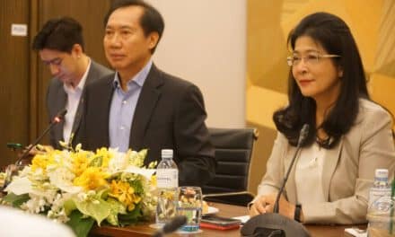 “หญิงหน่อย” เร่งช่วยผู้ประกอบการ smes ประตูน้ำ โอดยอดขายร่วงกว่าร้อยละ50