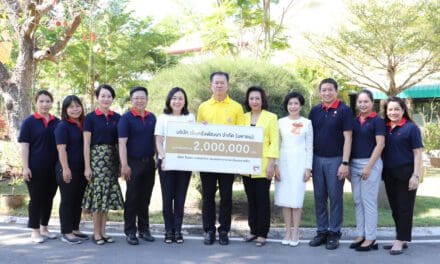 เซนทรัลโคราชมอบเงิน 2 ล้านร่วมทำบุญเมือง