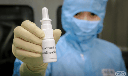 ‘สเปรย์พ่นจมูกป้องกันโควิด’ ของไทย คาดวางขาย ไตรมาส 3 ปีนี้